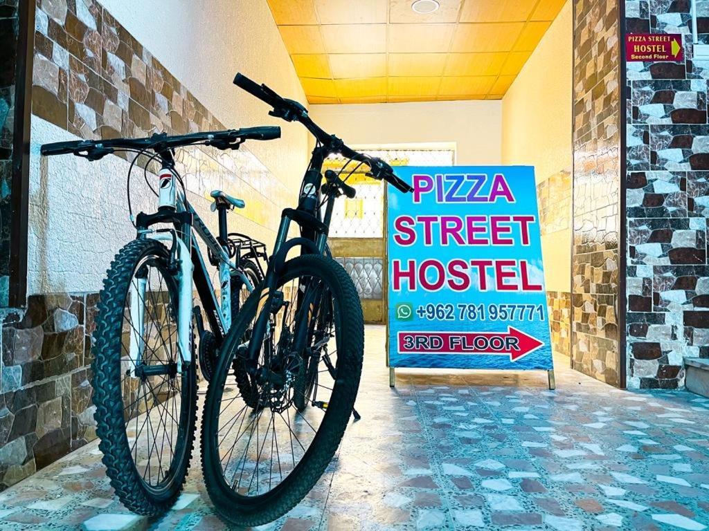 Pizza Street Hostel Akabe Dış mekan fotoğraf